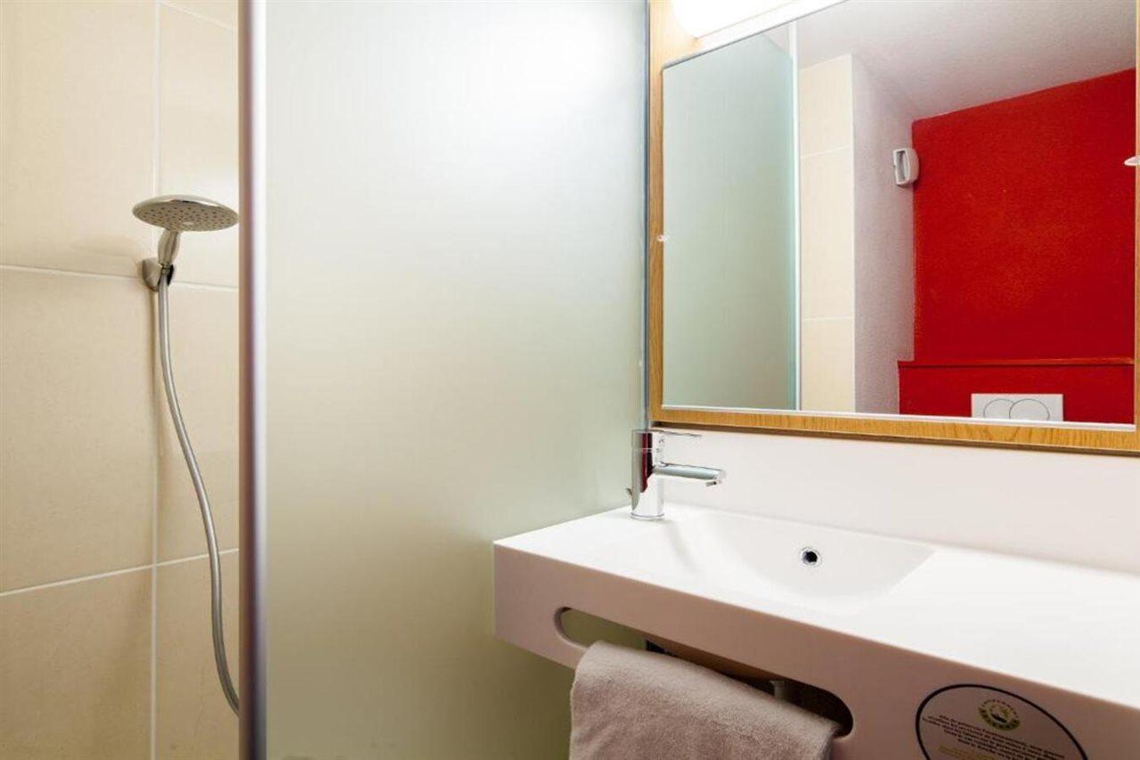B&B Hotel Montpellier Centre Le Millenaire Екстериор снимка