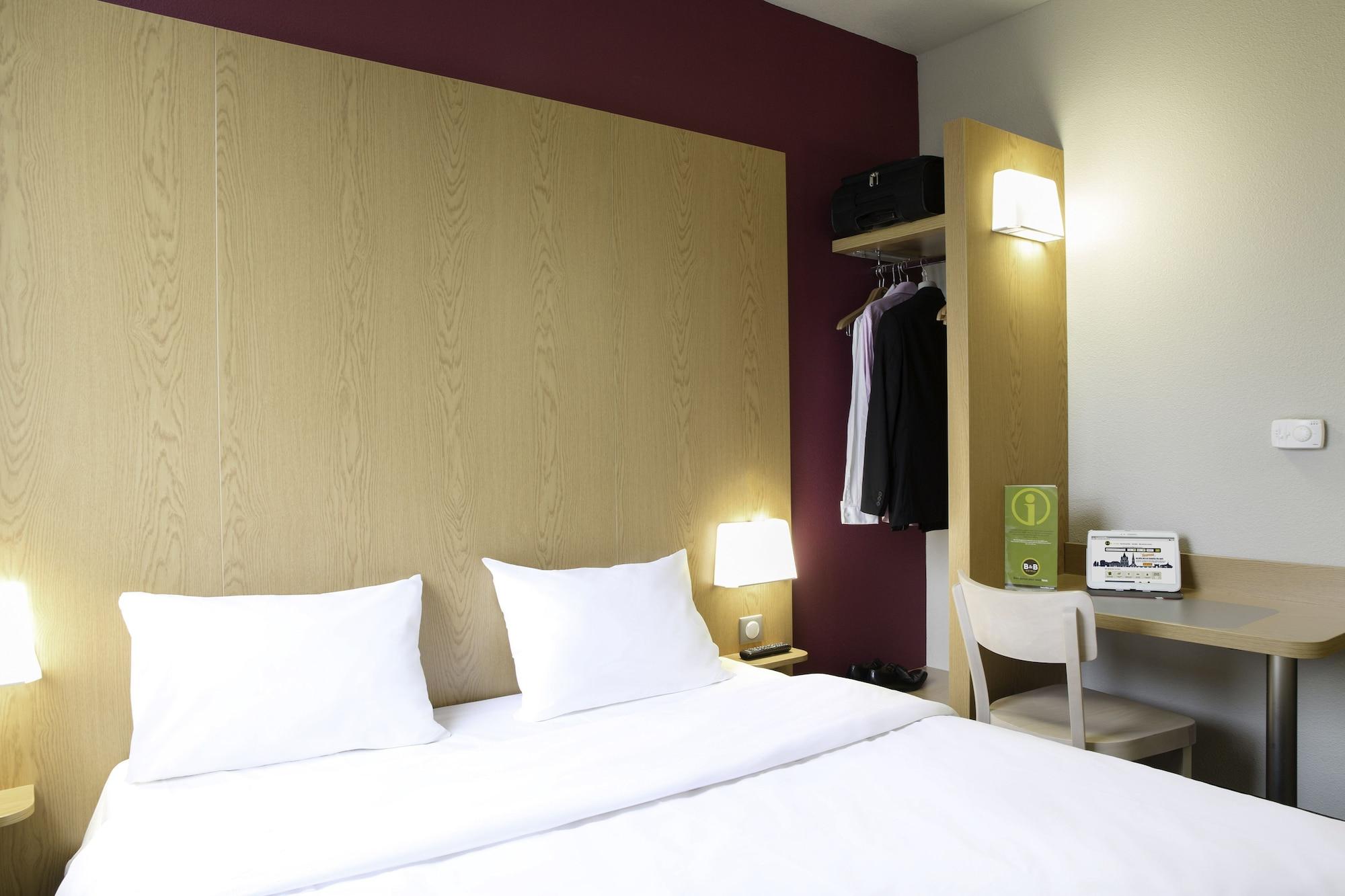 B&B Hotel Montpellier Centre Le Millenaire Екстериор снимка