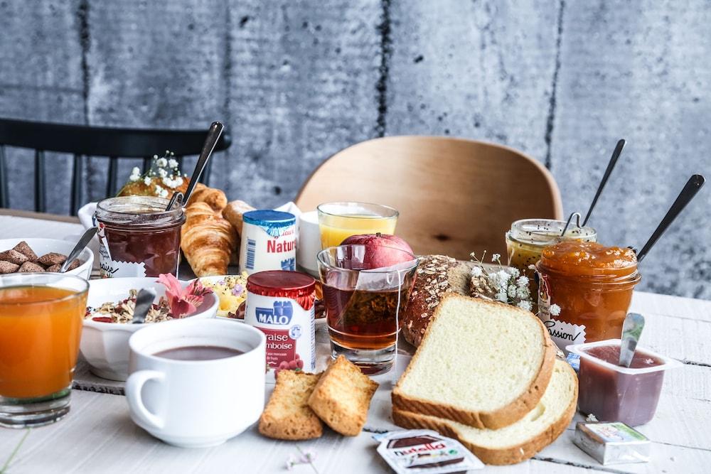 B&B Hotel Montpellier Centre Le Millenaire Екстериор снимка