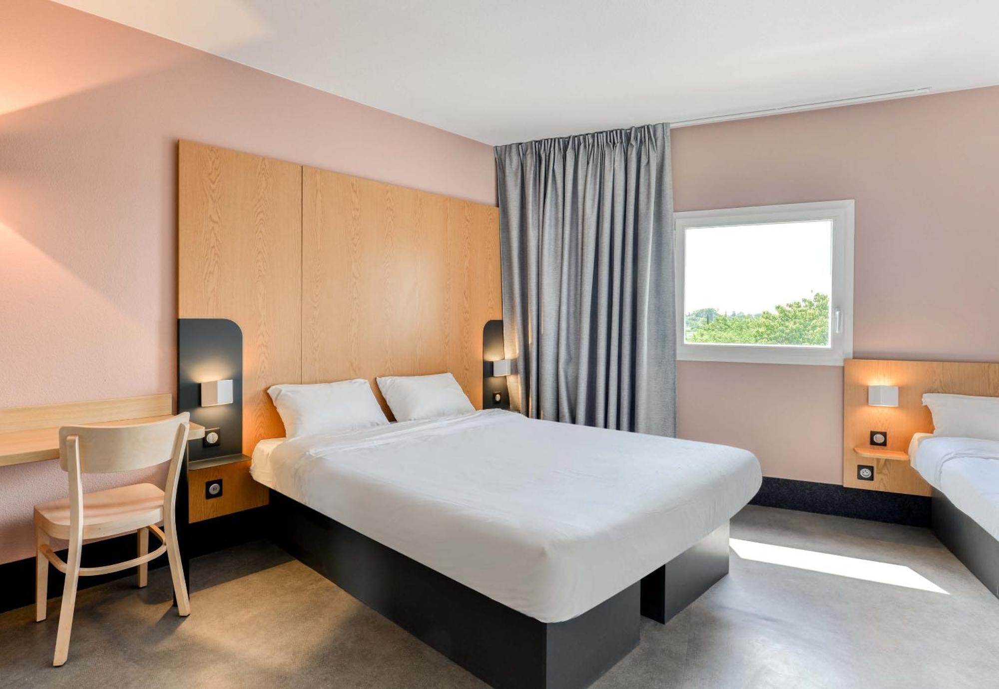 B&B Hotel Montpellier Centre Le Millenaire Екстериор снимка