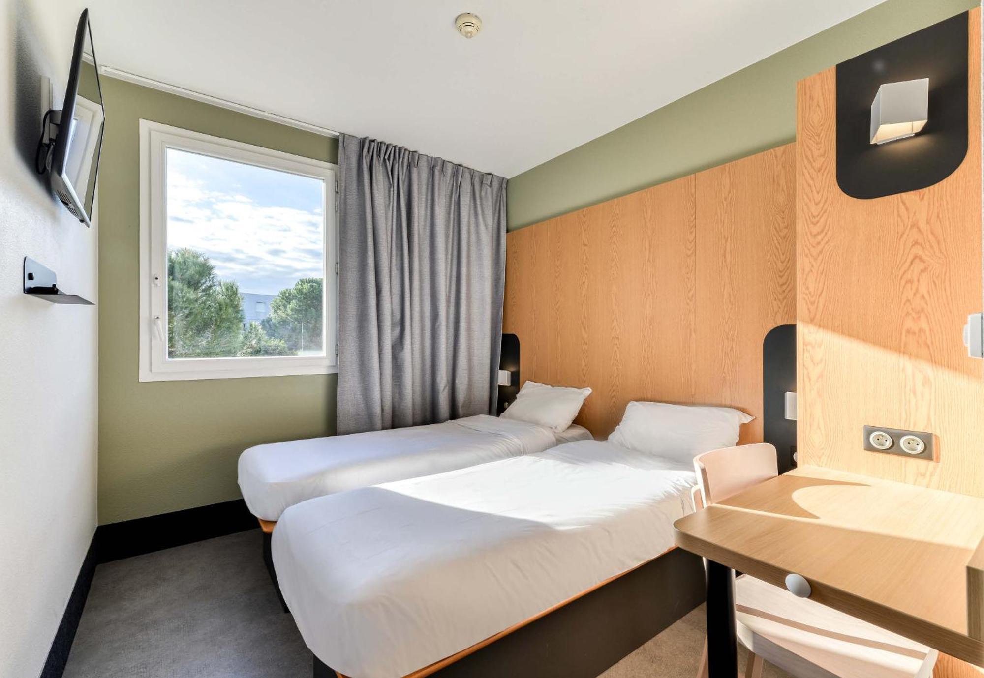B&B Hotel Montpellier Centre Le Millenaire Екстериор снимка
