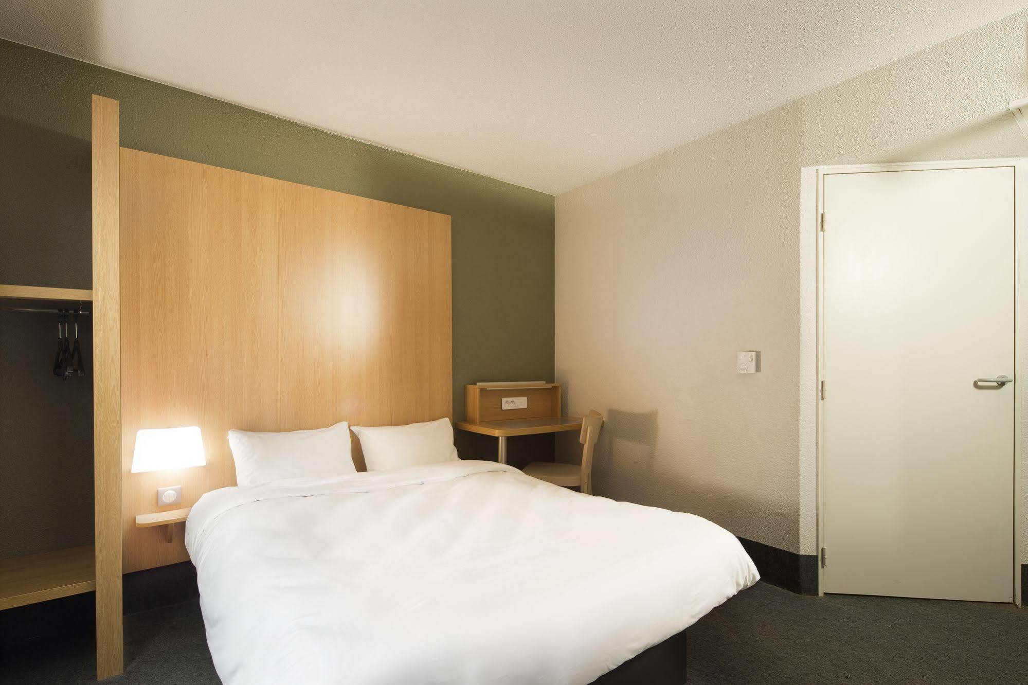 B&B Hotel Montpellier Centre Le Millenaire Екстериор снимка